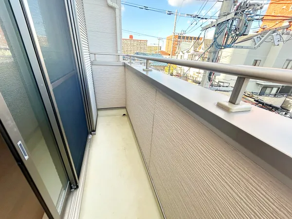 洋室約6.0帖のバルコニー