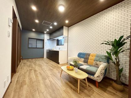 大阪市淀川区木川東2丁目戸建 リビング