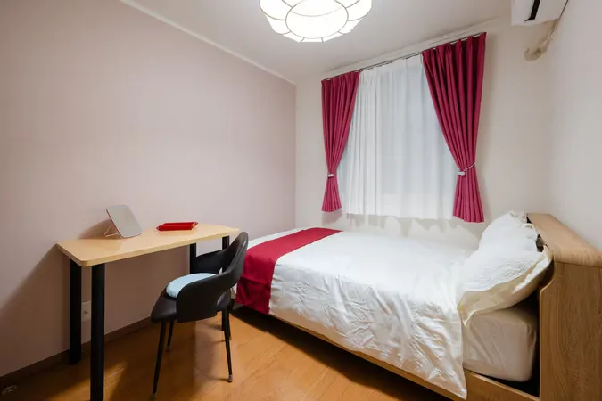 3階3ベッドルームダブルベッド×1セミダブルベッド×1ダブルベッド×1