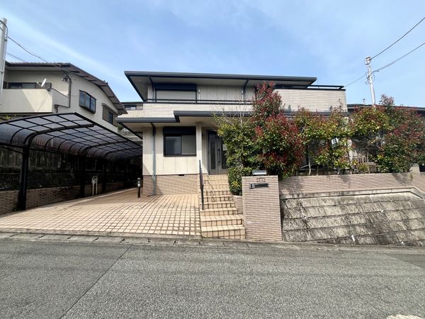 駐車場 月1万円 川西市萩原 屋根あり