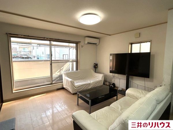 淀川区三津屋北1丁目 戸建 リビング 淀川区三津屋北1丁目 戸建 リビング