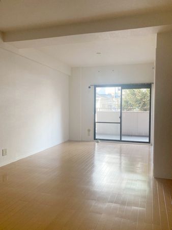 ライオンズマンション新大阪第6 室内