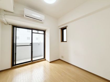 エスリード梅田新道第2 室内