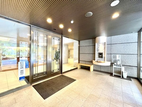 OAPレジデンスタワー 西館 エントランス OAPレジデンスタワー 西館 エントランス