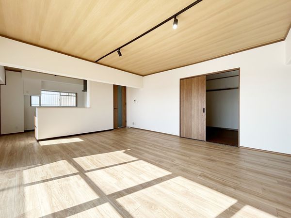 オリーブハイツ相川 2号棟 リビング