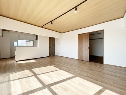 オリーブハイツ相川 2号棟 リビング