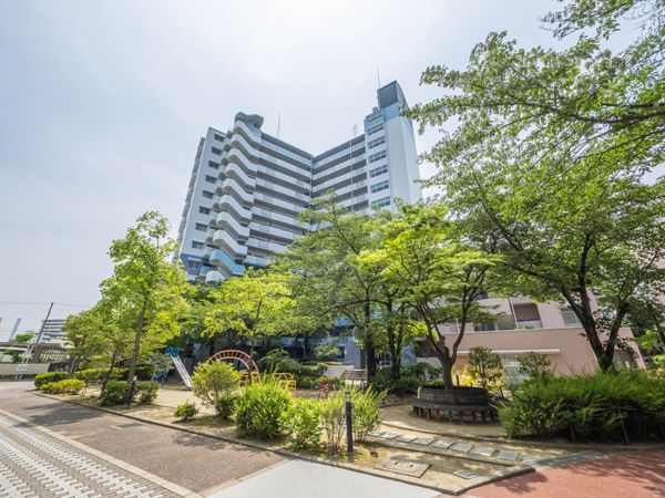 リバライン井高野 3号棟 外観 リバライン井高野 3号棟 外観