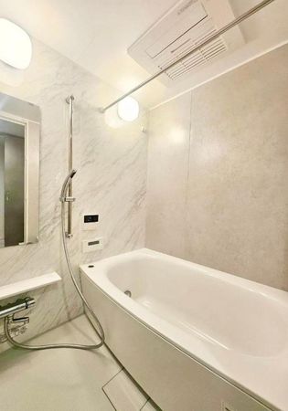 プレサンスレジェンド上新庄 バス バス