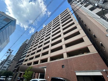 ローレルコート西本町 外観