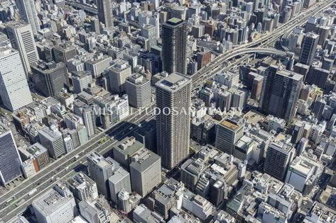 ローレルタワー堺筋本町 外観