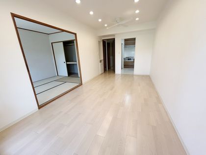 コスモシティ森林公園弐番館 リビング コスモシティ森林公園弐番館 リビング