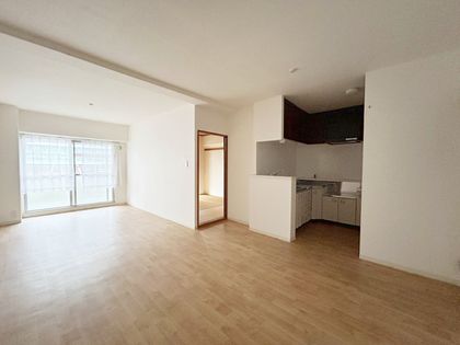 レックスタウン新高 2号館 リビング