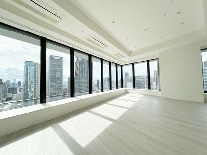 Brillia Tower堂島 リビング