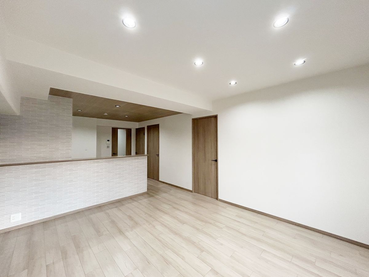 ルネ中之島 リビング リビング