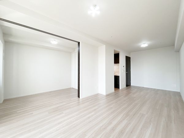 ザ・セントラルマークタワー リビング ザ・セントラルマークタワー リビング