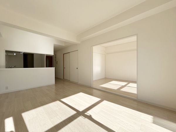 ファミール北大阪リバーサイド A棟 リビング ファミール北大阪リバーサイド A棟 リビング