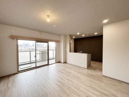 グランコート西中島 リビング