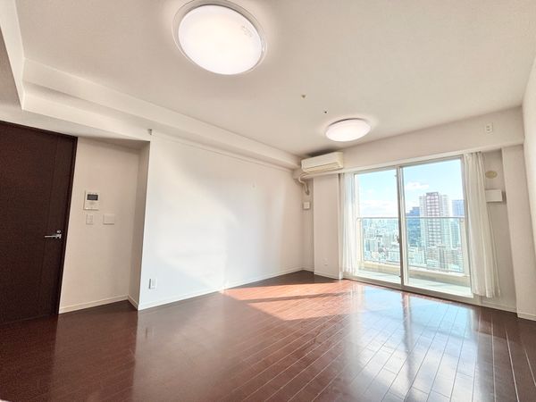 レジデンス梅田ローレルタワー リビング レジデンス梅田ローレルタワー リビング