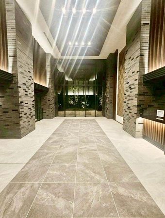 プレサンスレジェンド上新庄 エントランス