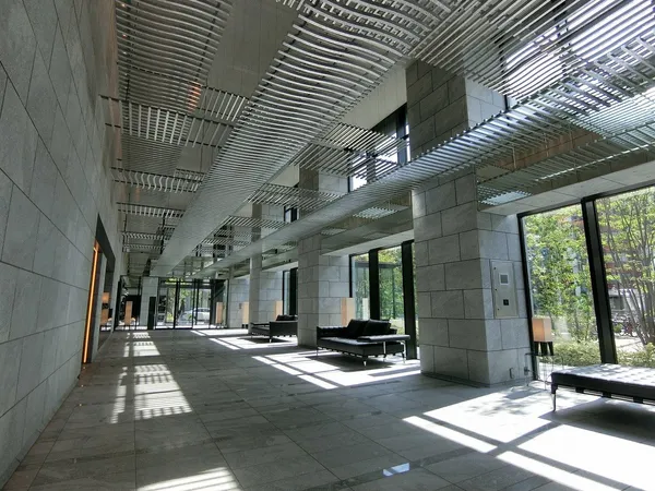 エントランスホール