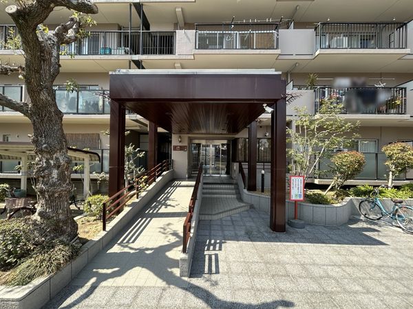 メゾンドール住吉公園 エントランス