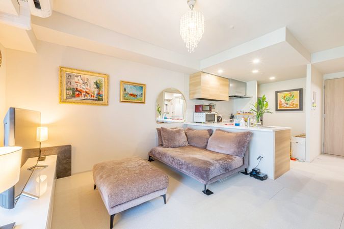 ソルティア東梅田 リビング