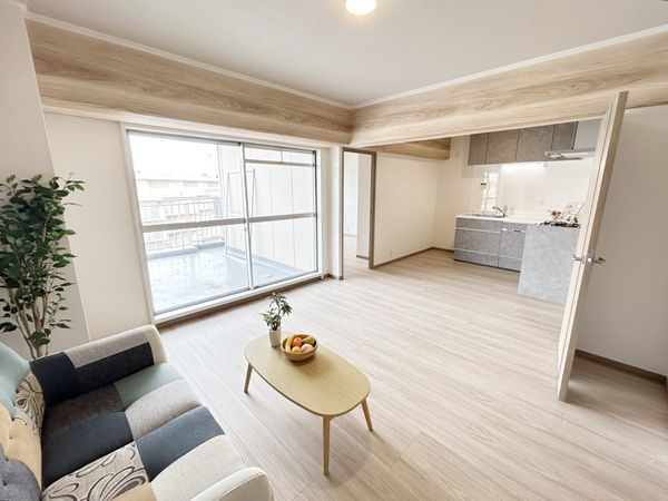 エバーグリーン淀川2号棟 リビング