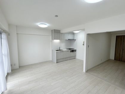 トーカンマンション東梅田 リビング