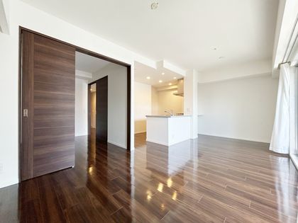 ザ・パークハウス大阪福島 リビング