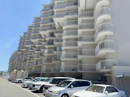 エバーグリーン淀川 2号棟 駐車場 駐車場