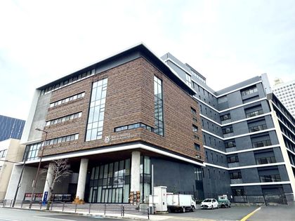 Brillia Tower堂島 大阪市立中之島小学校(約1500m) 大阪市立中之島小学校(約1500m)