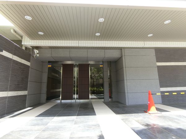 ザ・パークハウス新大阪 エントランス