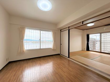 カネボウ加島グリーンマンション リビング