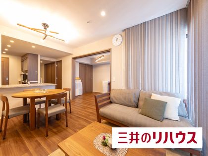 グランドメゾン松ヶ枝町 リビング