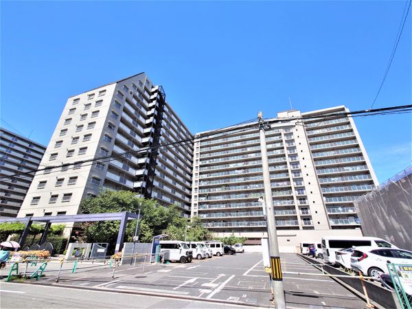 ファミールハイツ北大阪 1号棟 外観