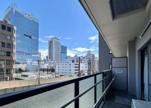 リベールシティ新梅田 バルコニー
