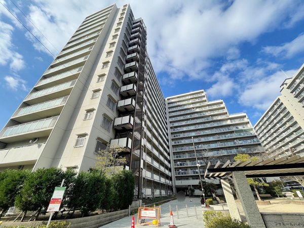 ファミールハイツ北大阪 4号棟 外観