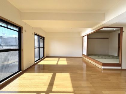 ベルデフラッツ新北野公園前 リビング