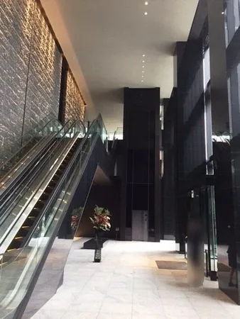 グランドエントランスホール