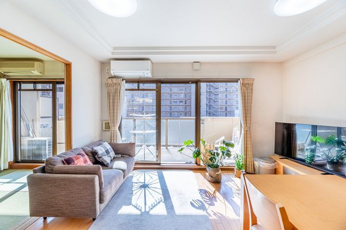 エンゼルクレッセ上新庄 リビング エンゼルクレッセ上新庄 リビング