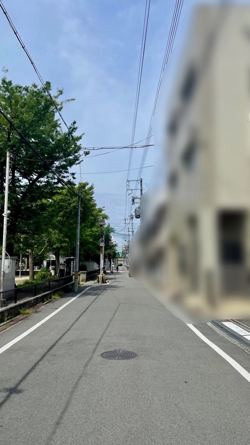 前面道路含む外観