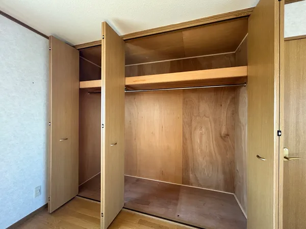 【収納】3階約10.0帖の洋室にある収納スペース