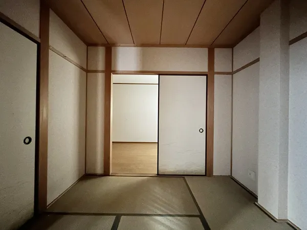 【和室（東）】1階にある約4.5帖の和室です。