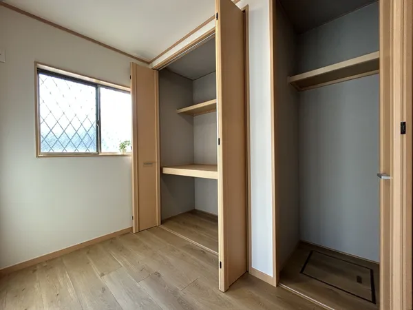 【収納】約3.0帖のお部屋にある収納スペースでです。