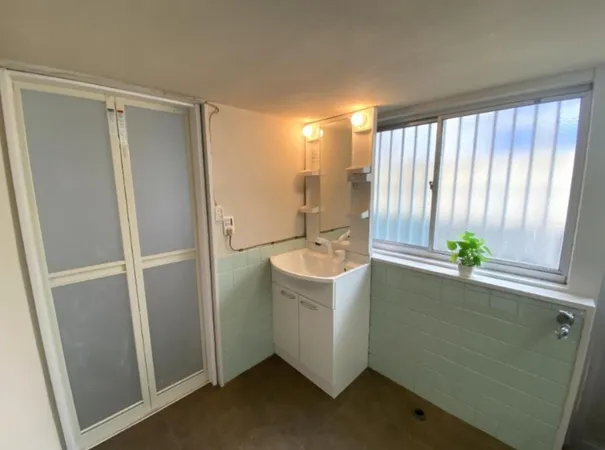 【洗面】※写真中の家具・家電は売買価格に含まれません。