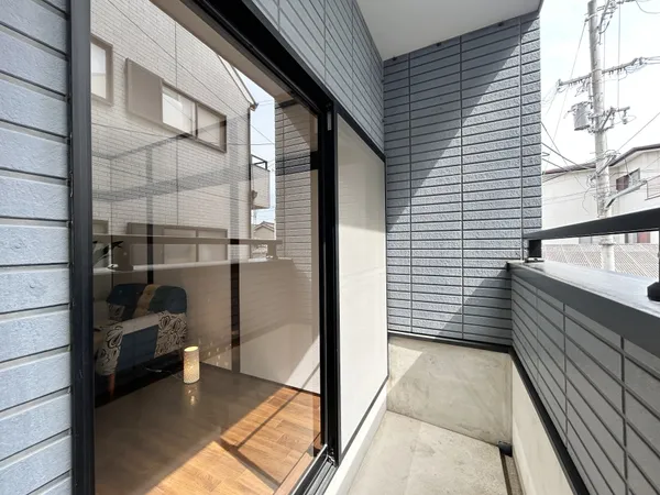 【バルコニー】※写真中の家具・家電は売買価格に含まれません。