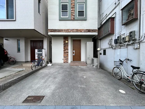 【駐車スペース】