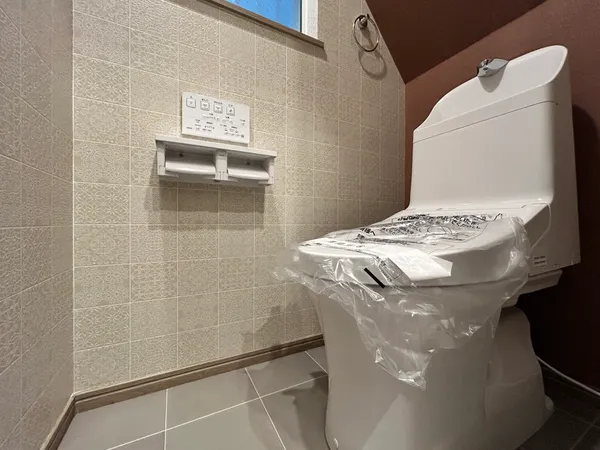 【トイレ（1階）】