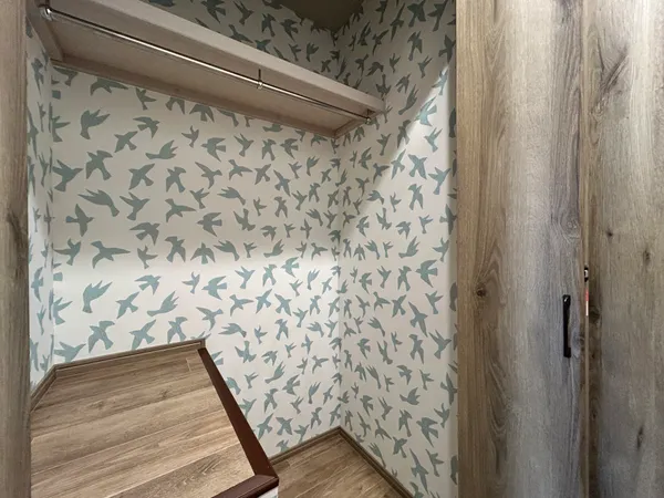 【廊下収納】2階にある廊下収納です。