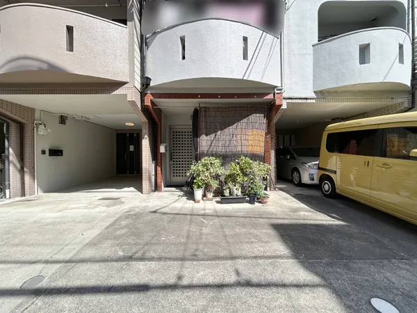 【駐車スぺ―ス】